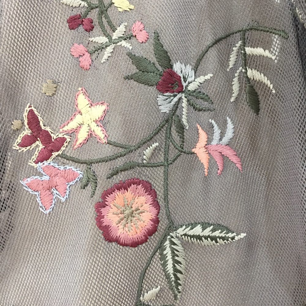 J.Jill Embroidered Floral Sheer Blouse Fluted Sleeve Top XS - Picture 10 of 15